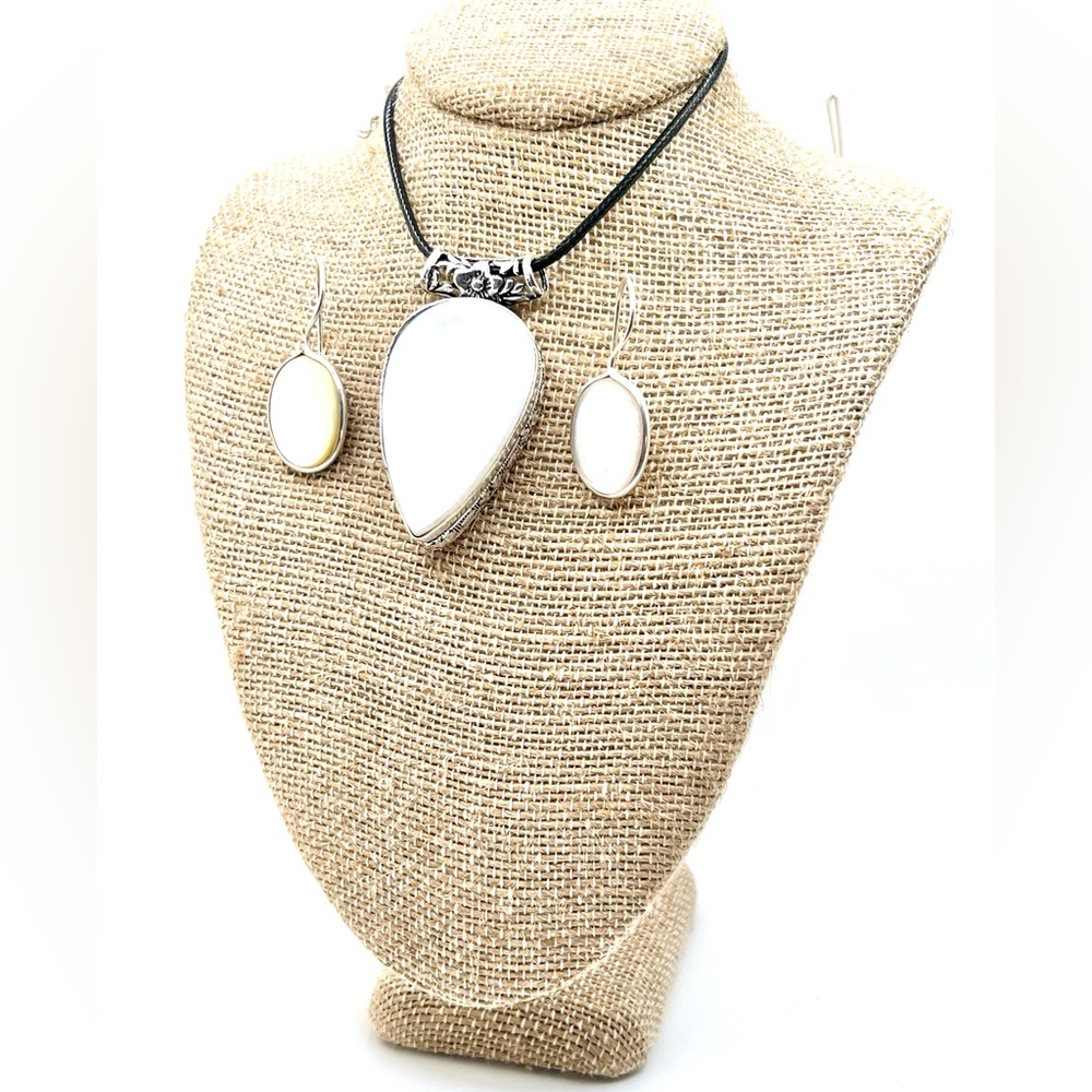 Mother of Peal Pendant & Earrings Set